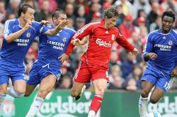 重要助攻首场状态出色，掘金观众沸腾！，阿扎伦卡重返赛场引发球迷热议